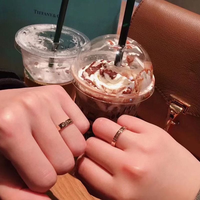 18K Rose Gold T Wedding Ring
