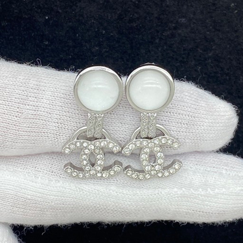 18K CC Pearl White Gold Earrings