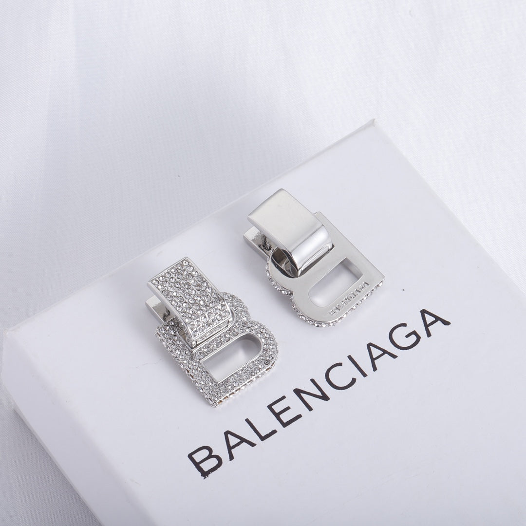 18K BB Hourglass Diamond Earrings