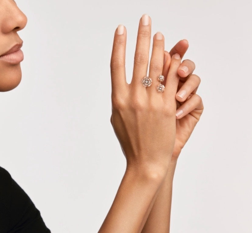 18K CC Extrait De Cam¨¦lia Ring