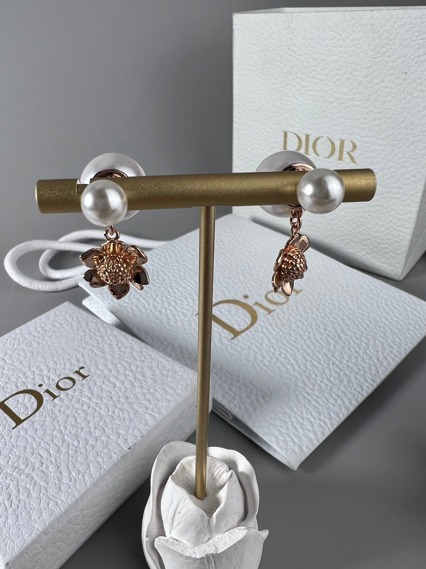 18K CD Vintage Flower Pearl Earrings