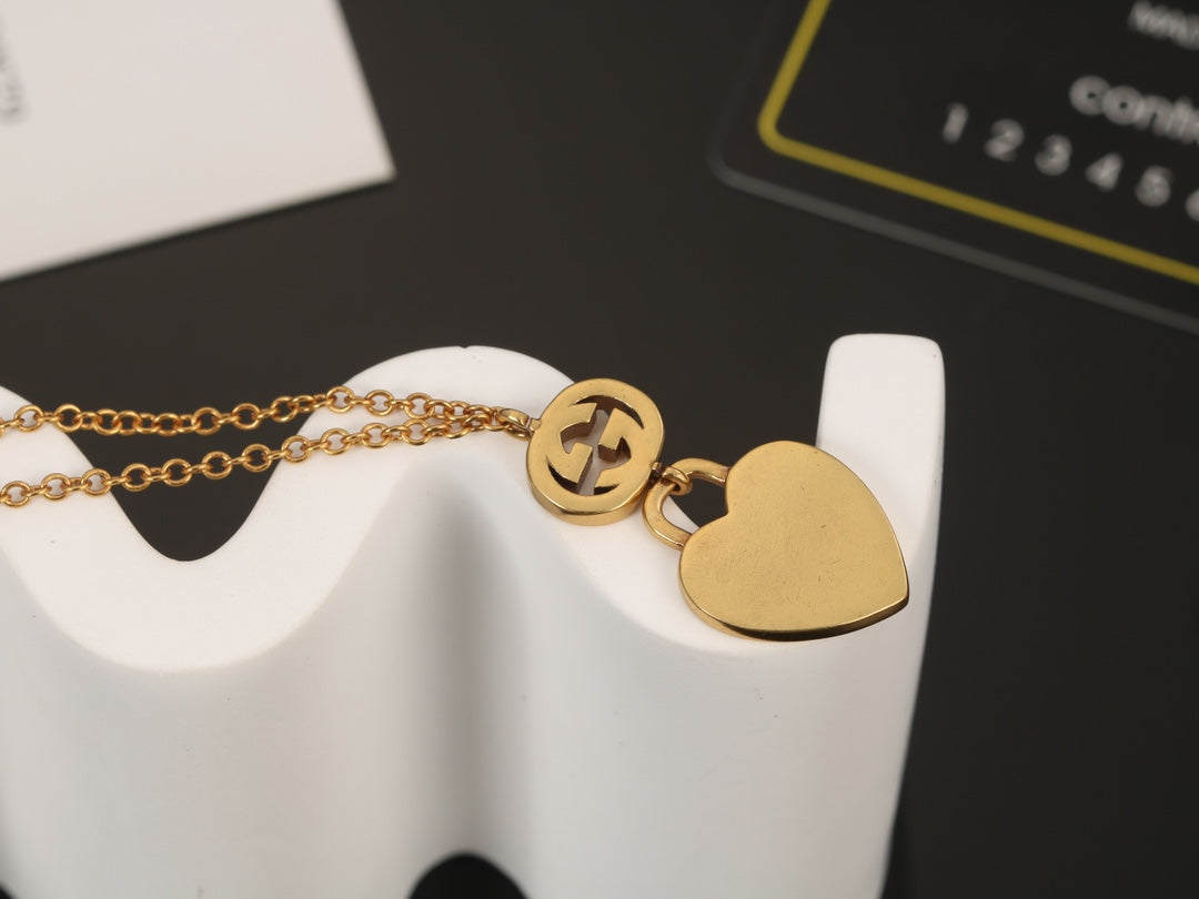 18K Double G Heart Pendant Necklace