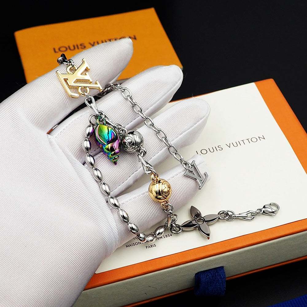 18K Louis Shell Bracelet