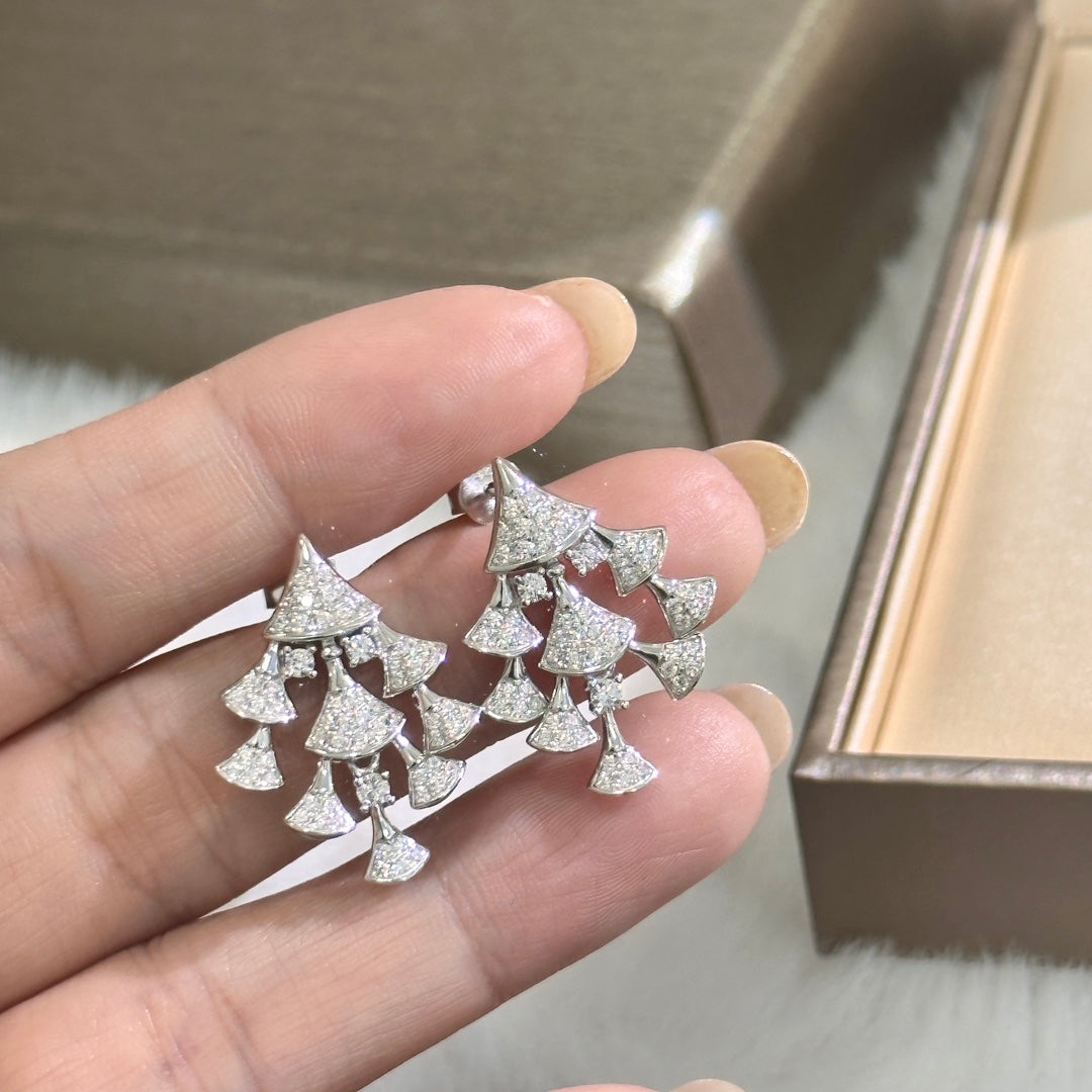 18K Divas' Dream Diamonds Earrings