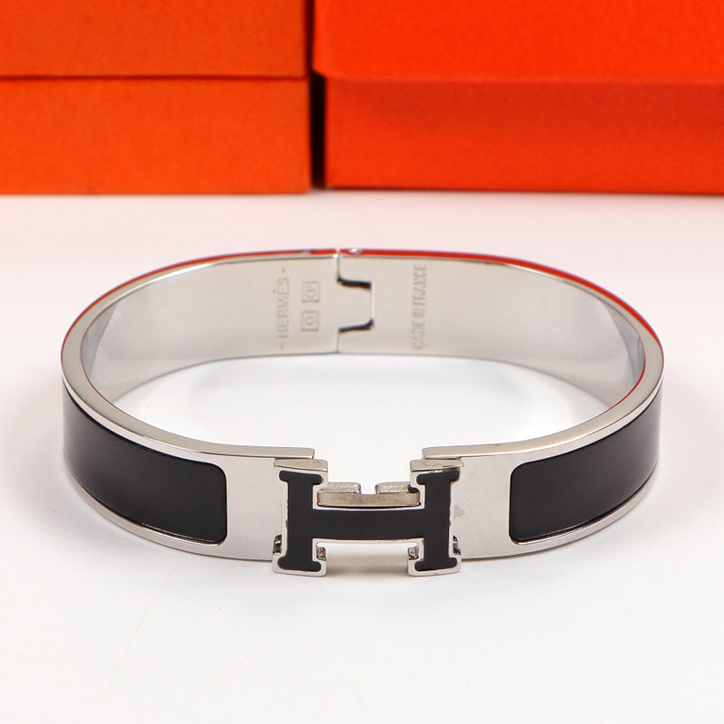 18K Clic H Black Bracelet
