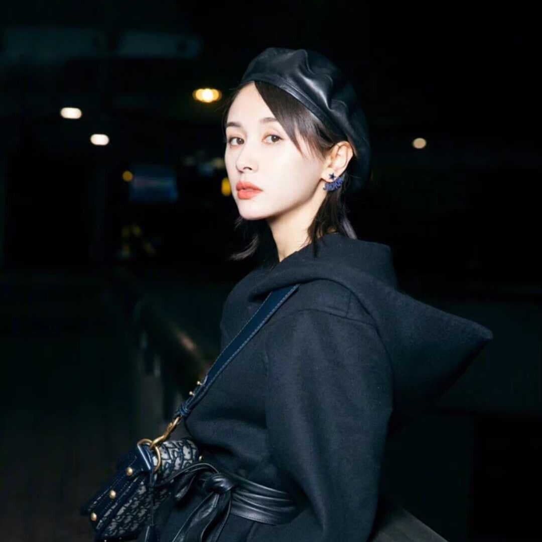 18K CD J'Adior Star Bee Earrings