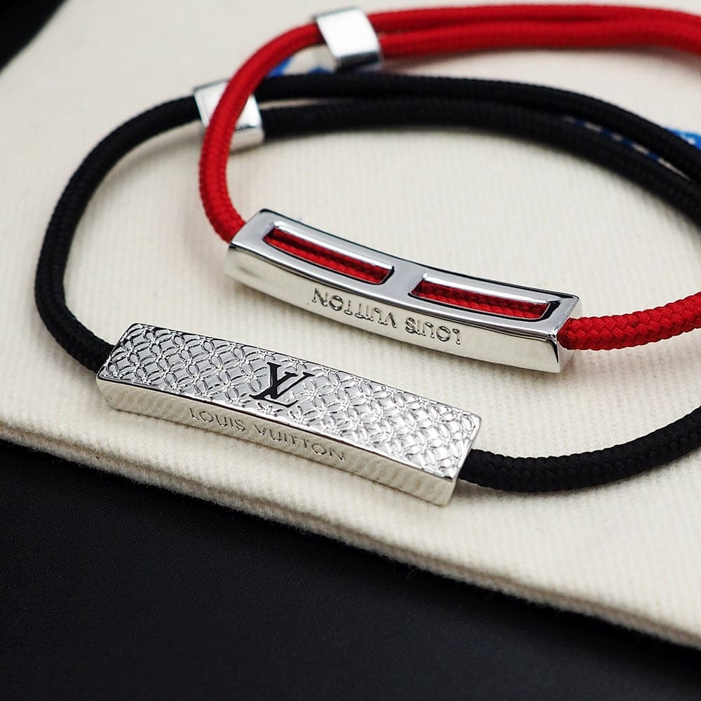 18K Louis Champs Elys¨¦es Blue Bracelet