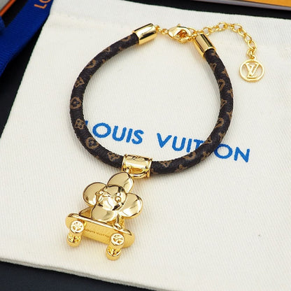 18K Louis VIVIENNE KICK FLIP Bracelet