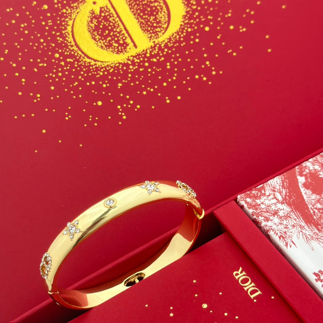 18K CD Diamond Bracelet