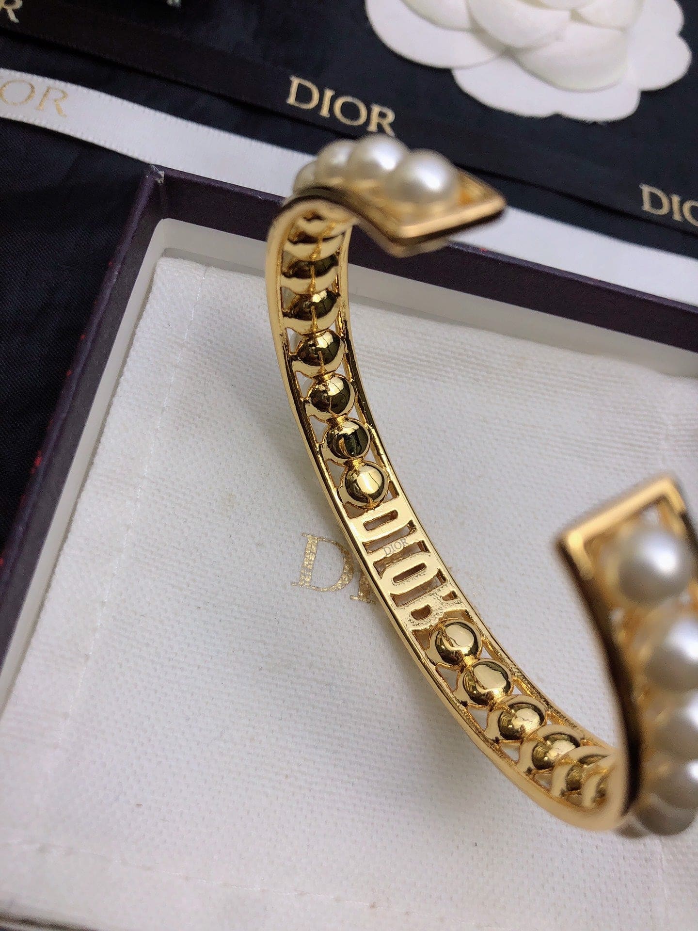 18K CD Pearl Open Cuff Bracelet