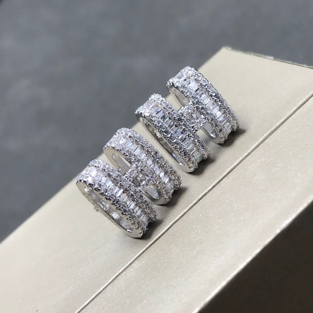 18K Pop H Diamonds Earrings