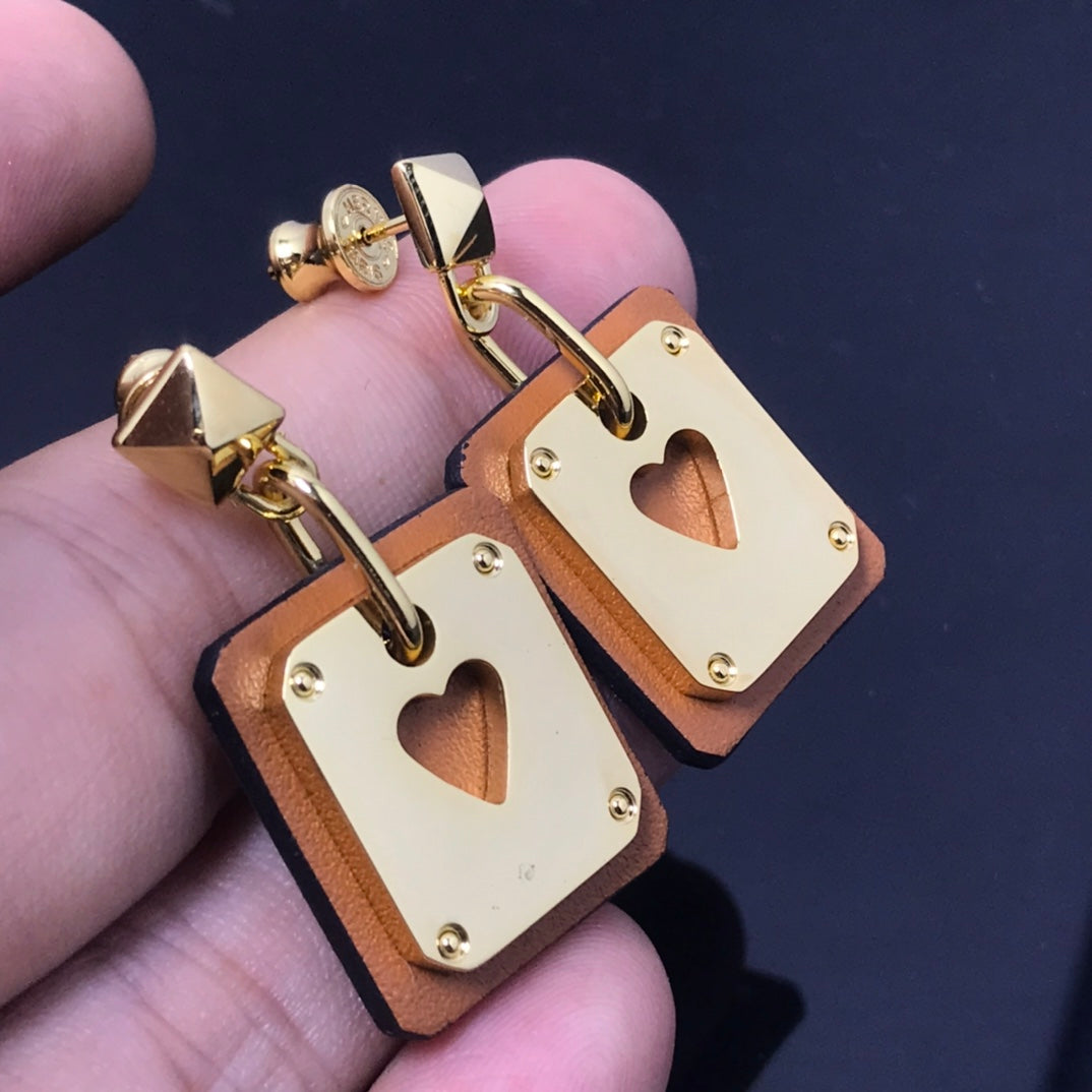 18K As De Coeur Brown H Earrings