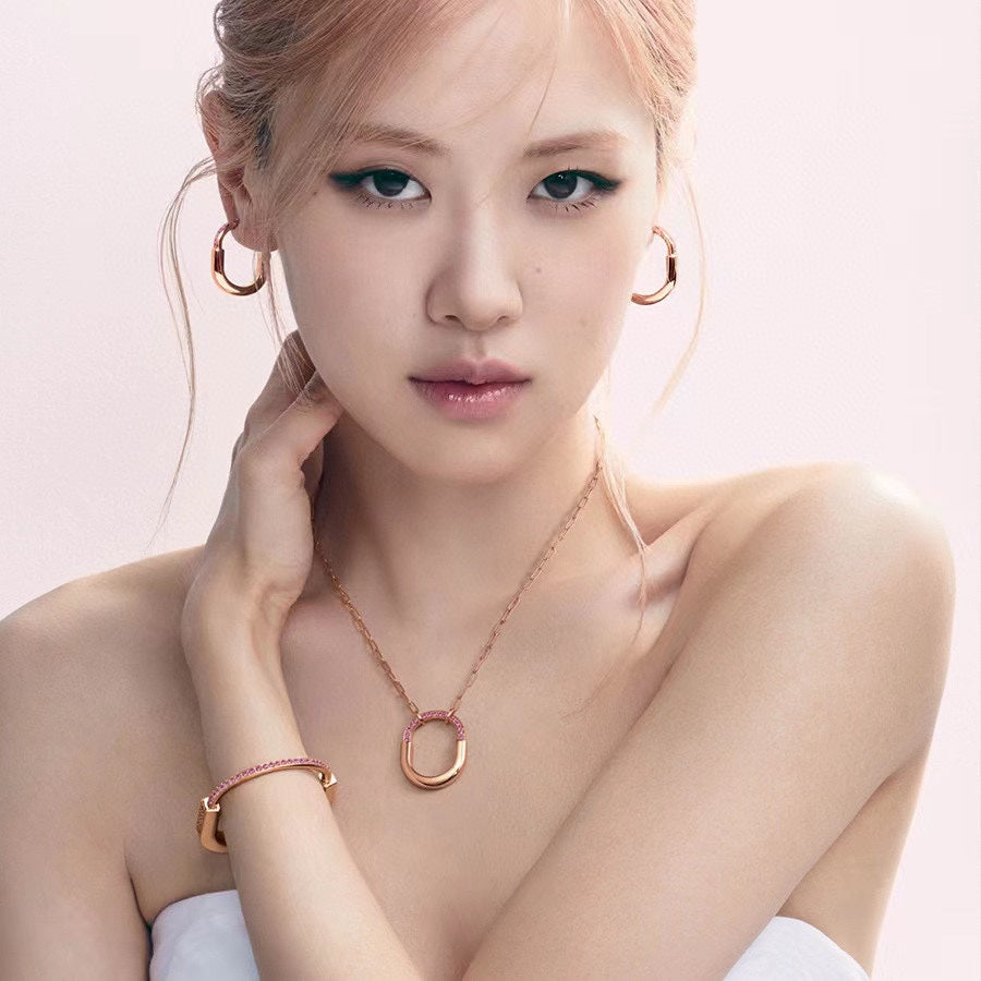 18K T Lock Pink Pav¨¦ Diamonds Necklace