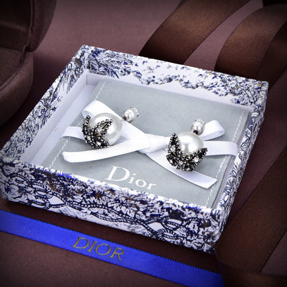 18K CD Tribales Butterfly Earrings