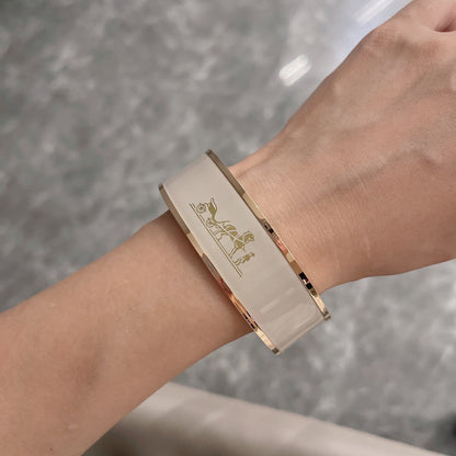 18K Enamel Cal¨¨che Wide Bangle H Bracelet