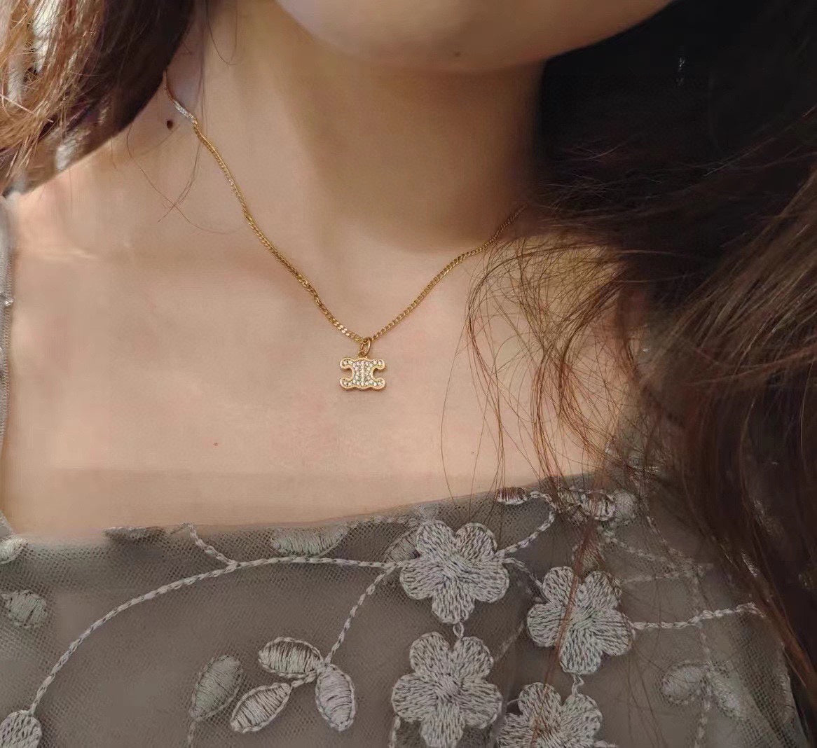 18K Triomphe Rhinestone Earrings