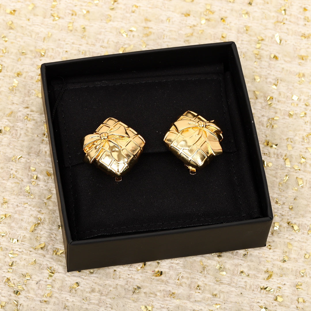 18K CC Vintage Earrings