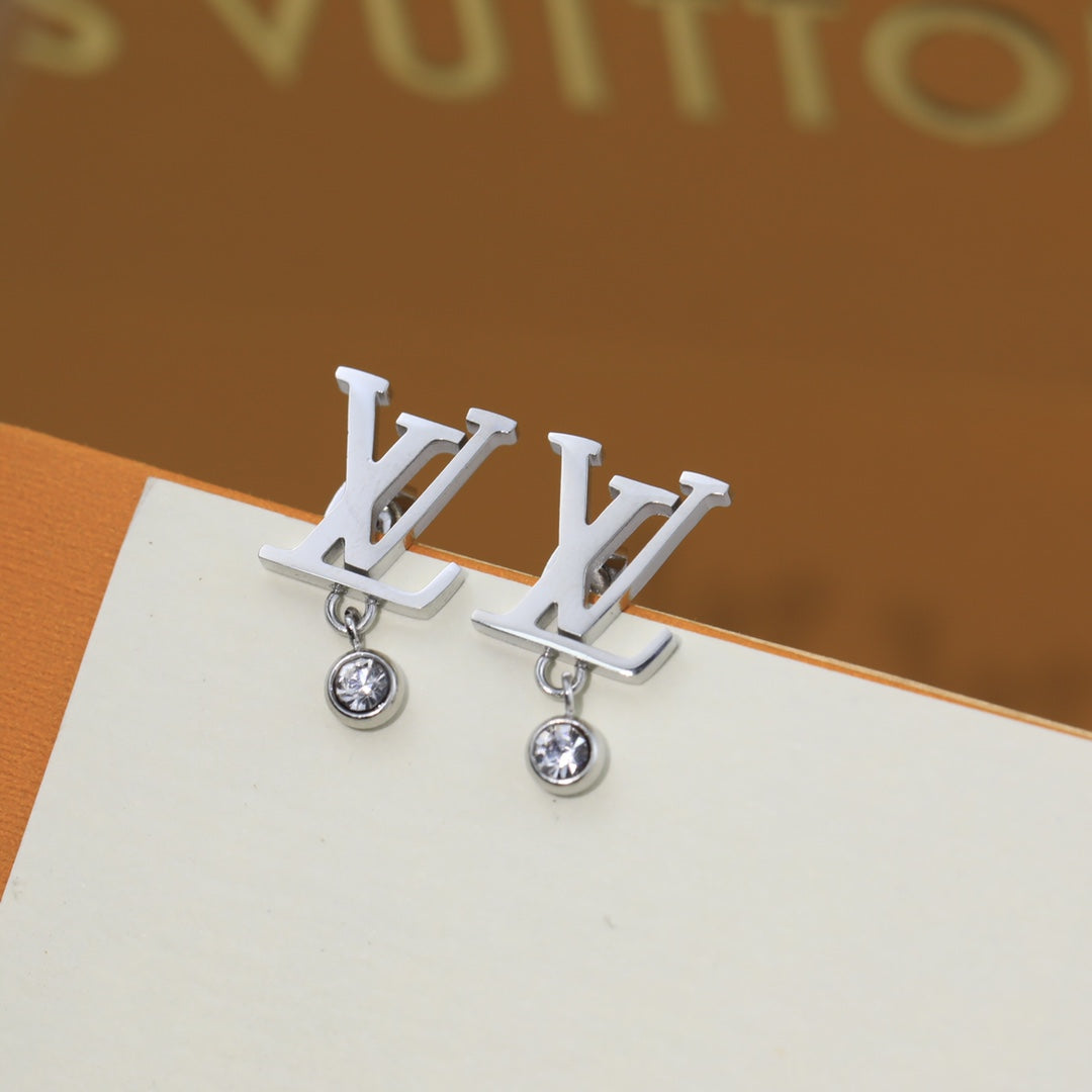 18K Louis Diamond Earrings