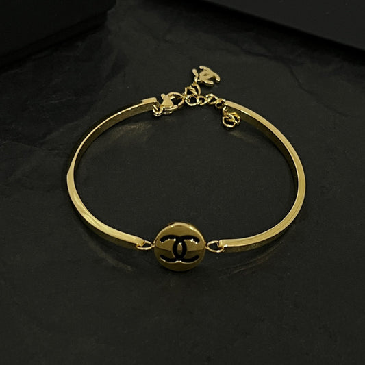 18K CHANEL CC Vintage Bracelet