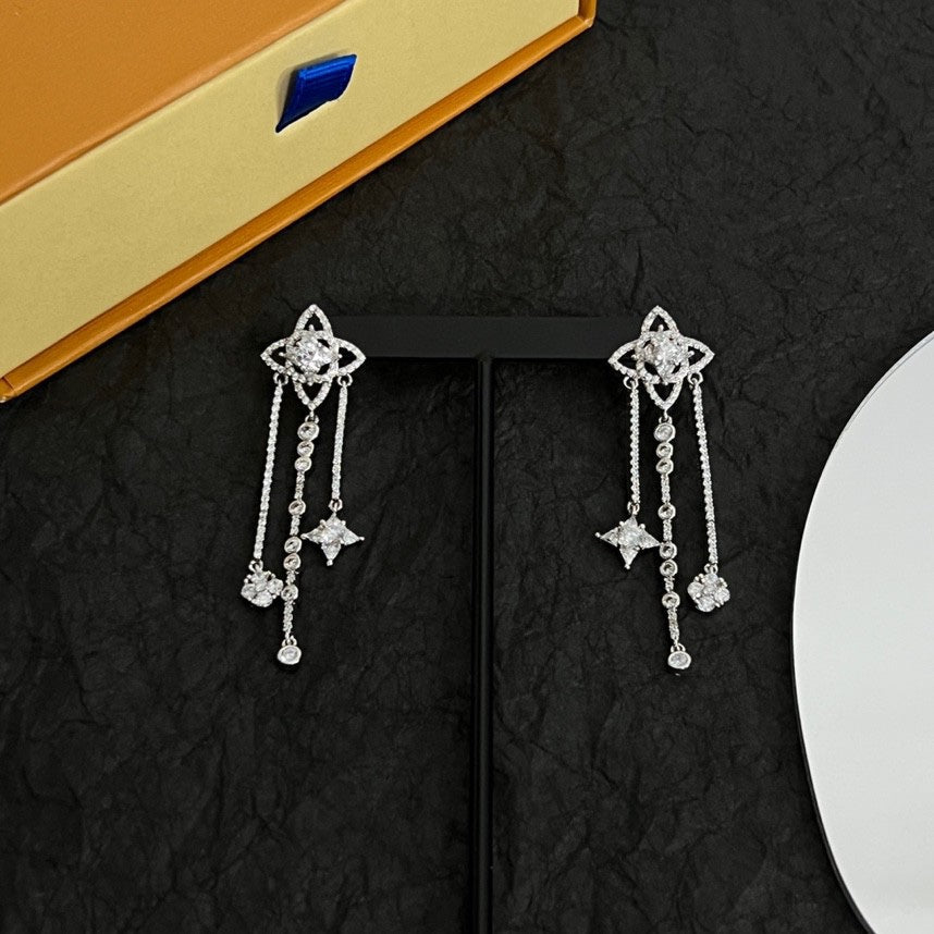 18K Louis Diamond Flowers Long Earrings