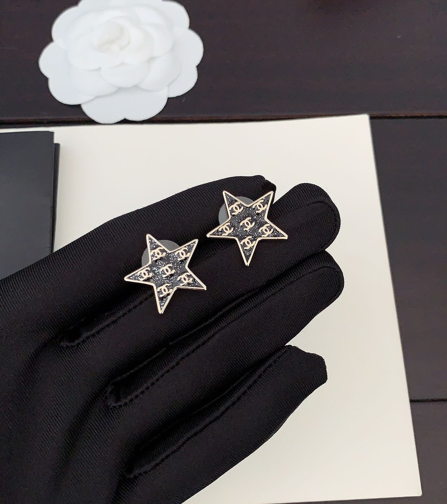 18K CC Star Earrings
