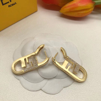 18K F OLock Diamonds Earrings