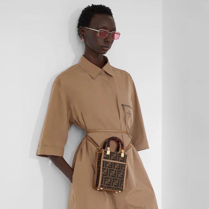 18K F First Earrings