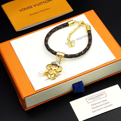18K Louis Vivienne Pearls Bracelet