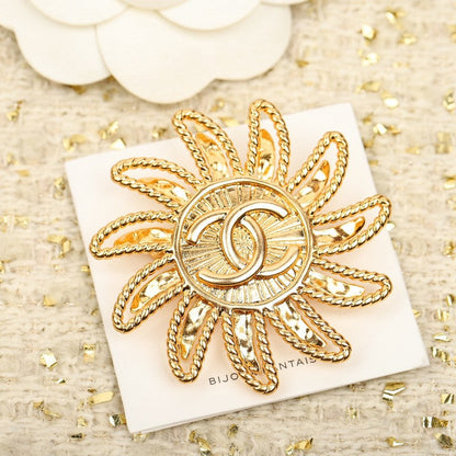 18K CC Sunflower Brooch