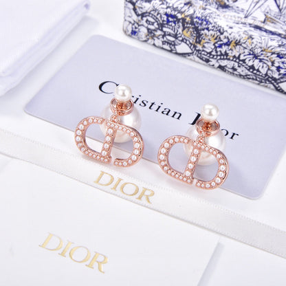 18K CD 30 Montaigne Earrings