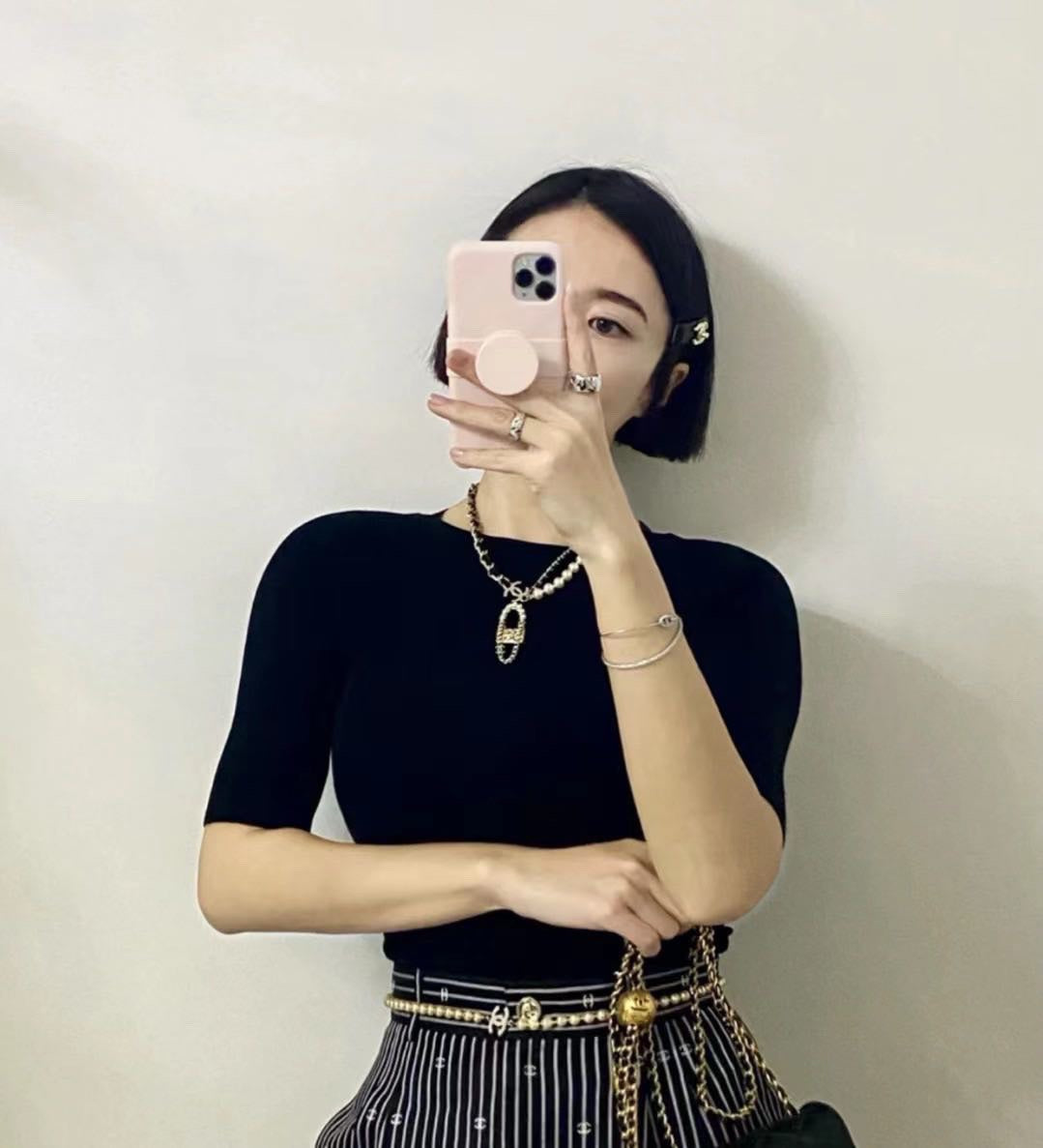 18K CC Pearl Bag Pendant Necklace