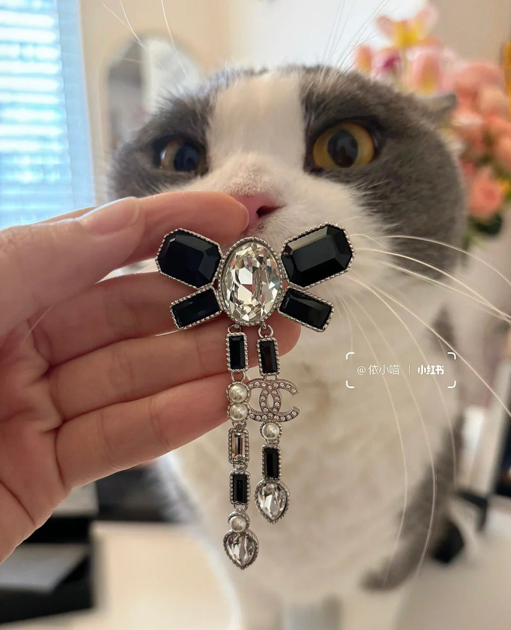 18K CC Bow Tie Crystals Brooch