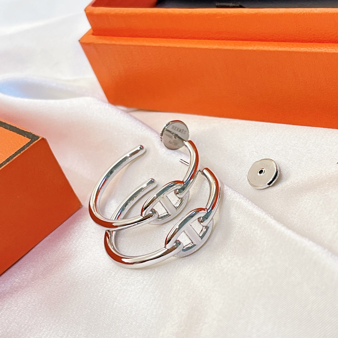 18K Chaine D'Ancre H Earrings