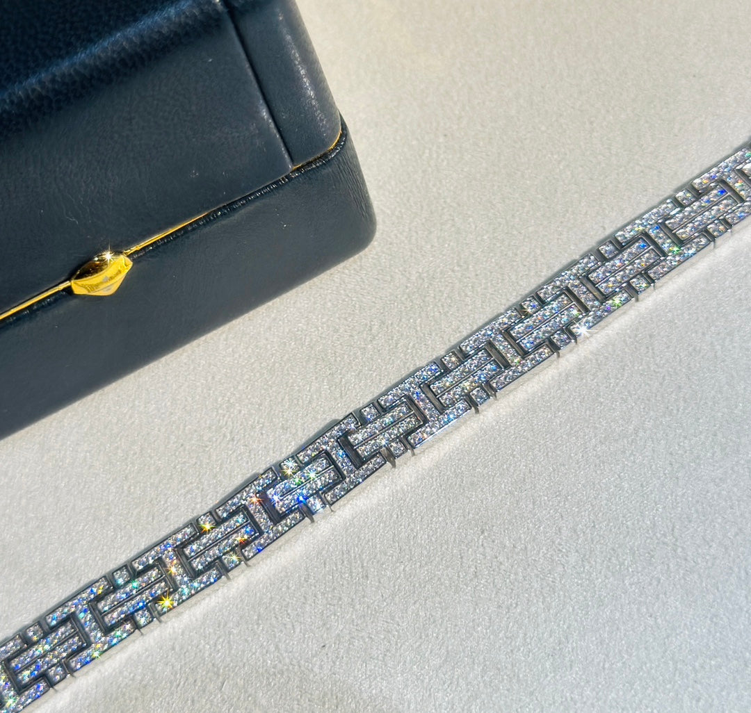 18K Diamond Chain H Bracelet