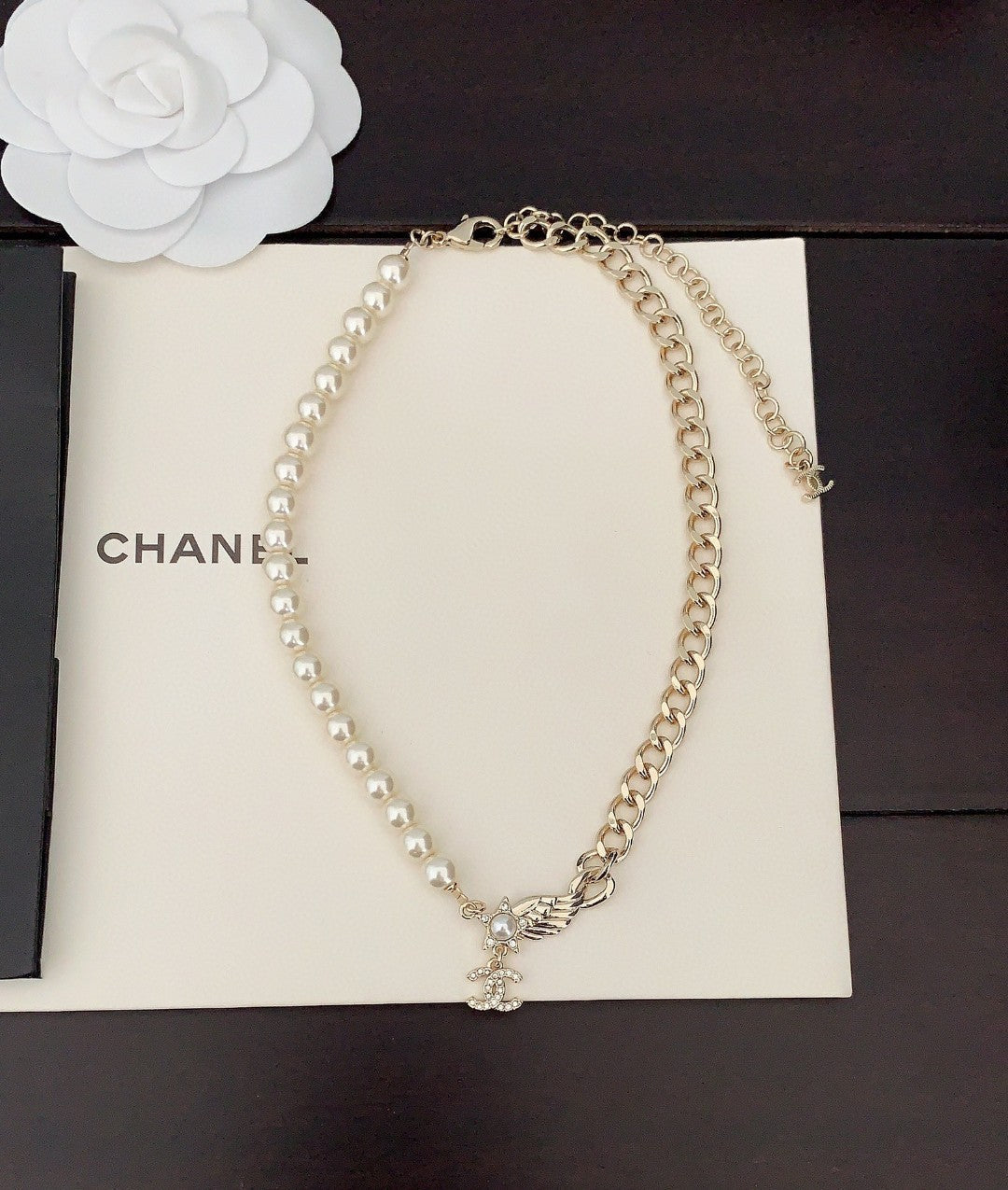 18K CC Pearl Chain Choker Necklace