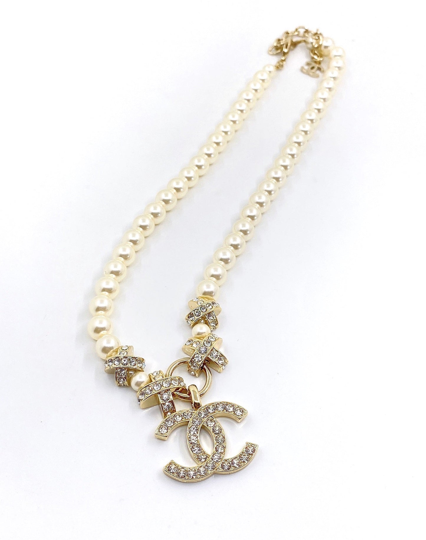 18K CC Pearls Chain Necklace