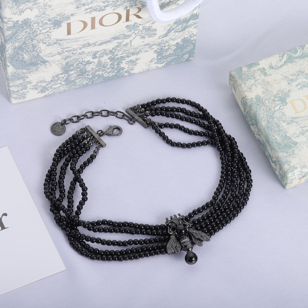 18K CD Bee Black Pearls Chain Necklace