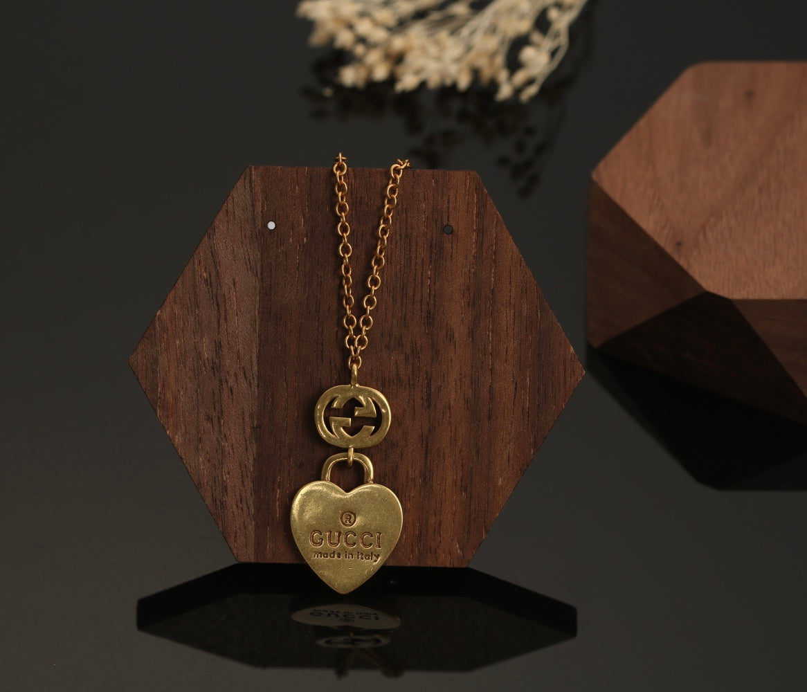 18K Double G Heart Pendant Necklace