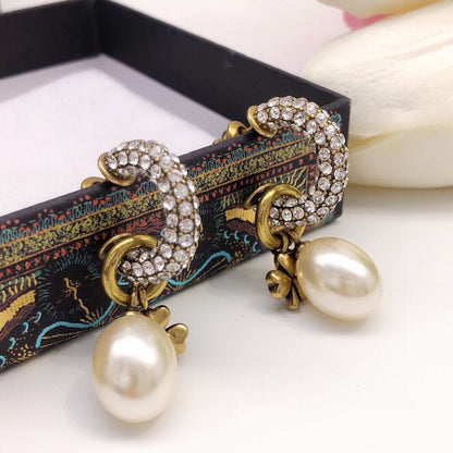 18K CD March Grass Pearl Crystals Earrings