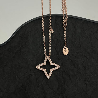 18K Louis Blossom Pendant Necklace