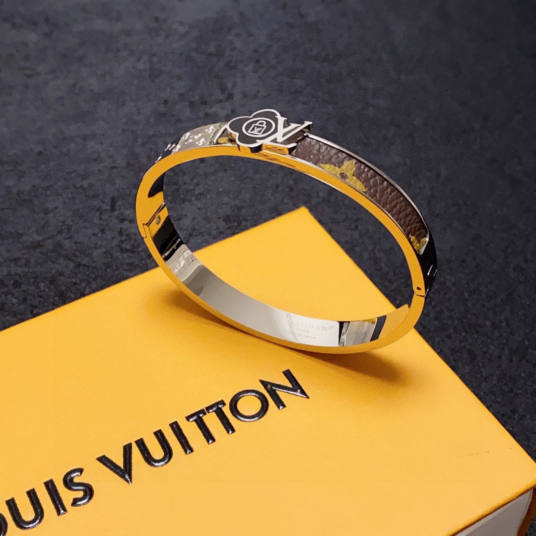 18K Louis Leather Lock Bracelet