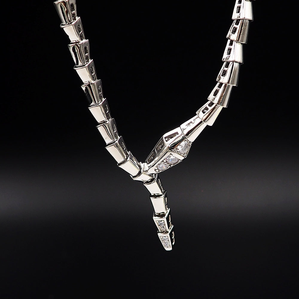 18K BV Serpenti Viper Demi-Pav¨¦ Diamonds Necklace