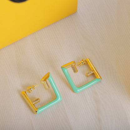 18K F Vintage Earrings