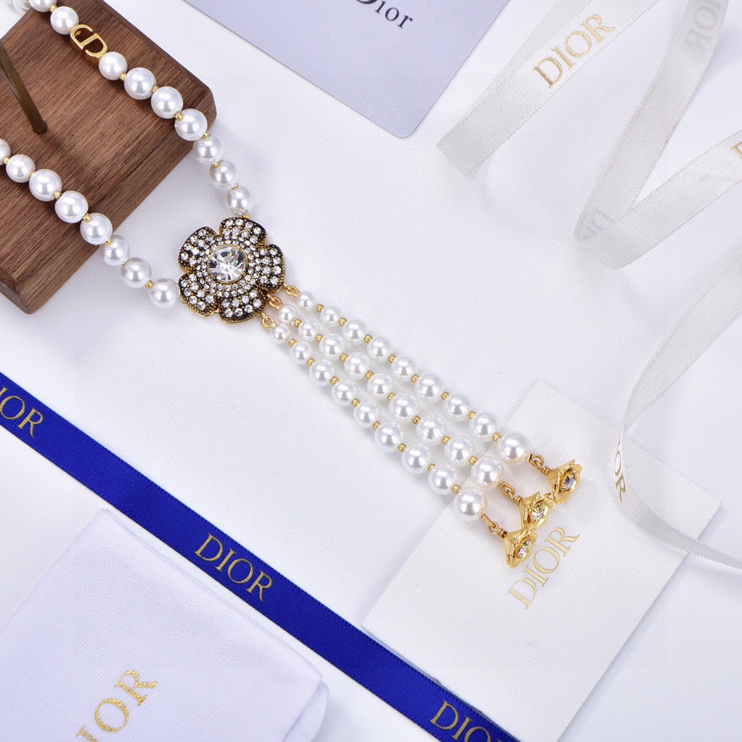 18K CD Jardin Enchante Necklace