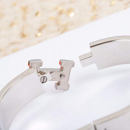 18K Clic H Orange Bracelet