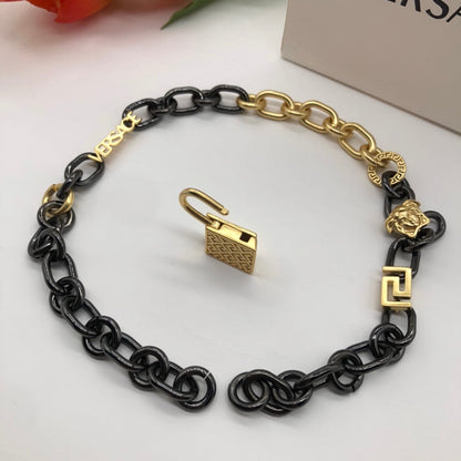 18K Ver Triomphe Chain Necklace