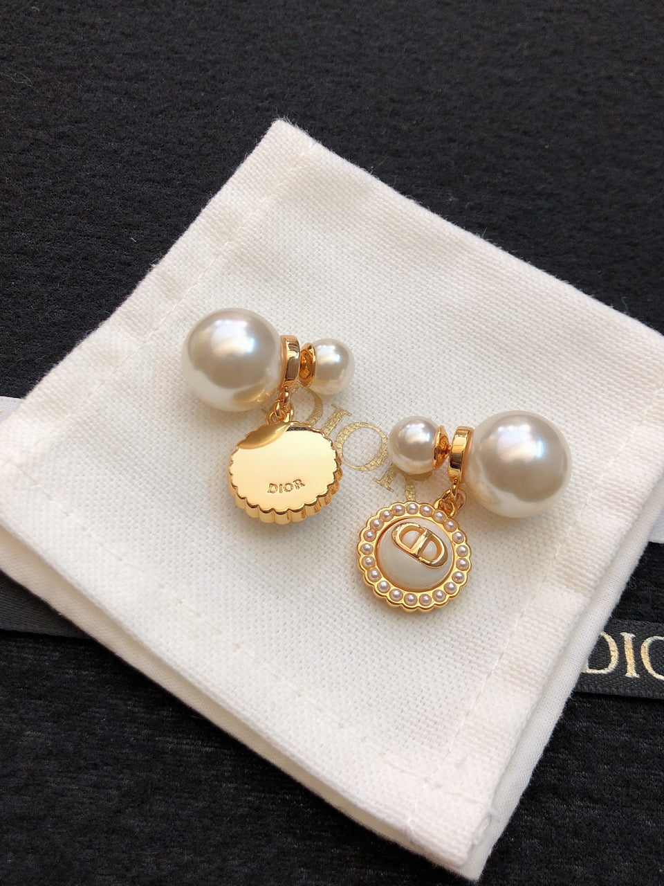 18K CD Pearls Earrings