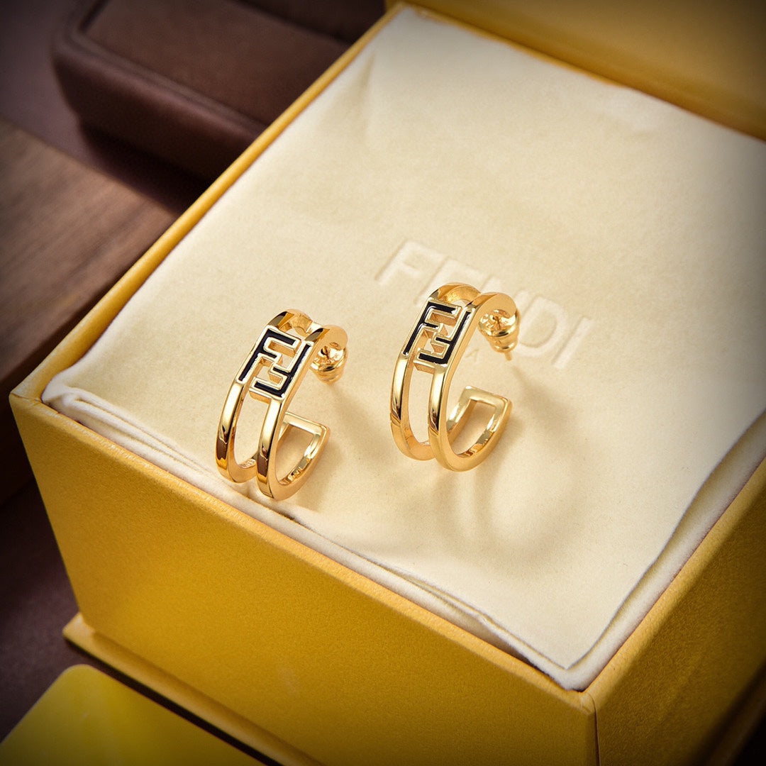 18K F Forever Oval Earrings