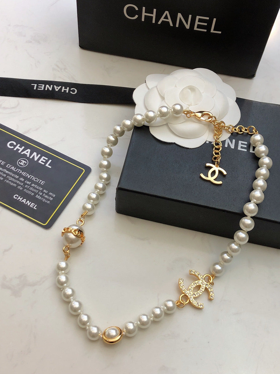 18K CC Pearl Chain Necklace