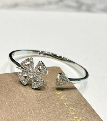 18K Fiorever Diamonds Bracelet